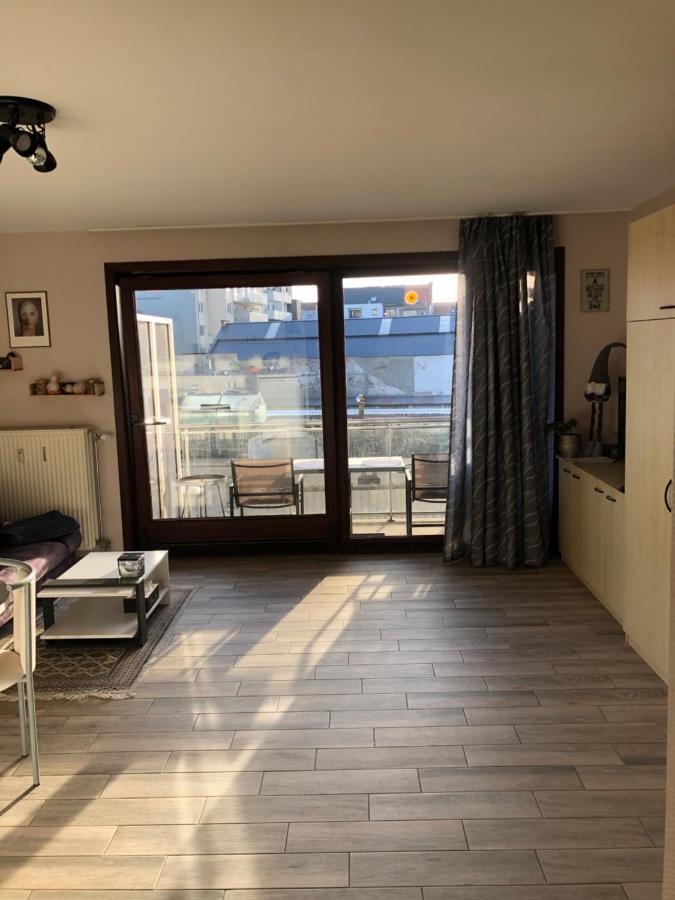 Shiny Nice Studio At Ostend Apartment Exterior photo